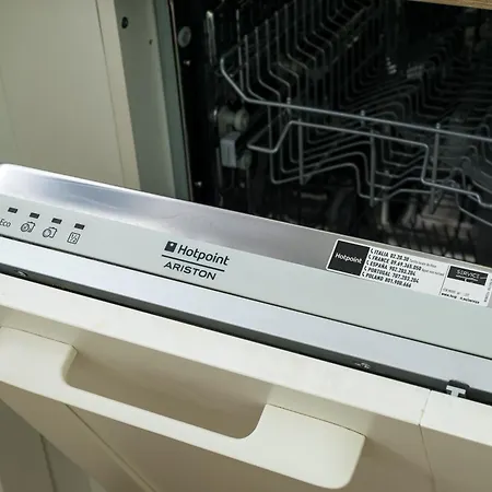 Solec Powisle Pleasant By Bookinghost *